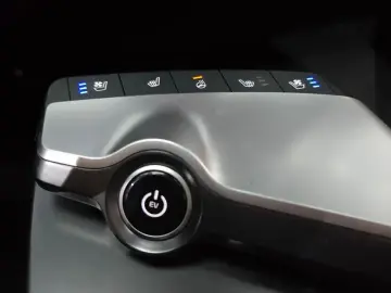 2022 Kia EV6 с пробегом 68 254 км
