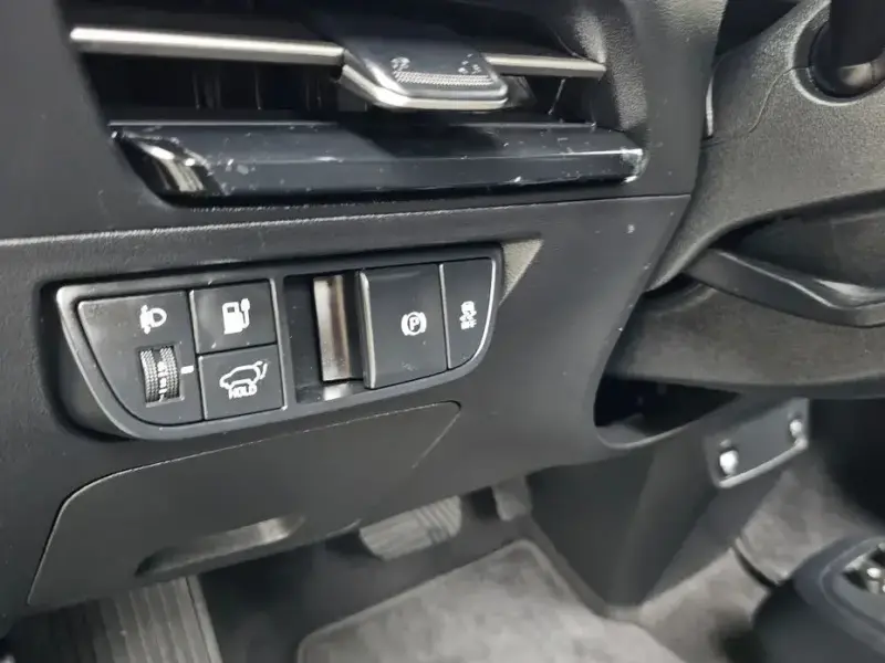 2023 Kia EV6 с пробегом 22 013 км