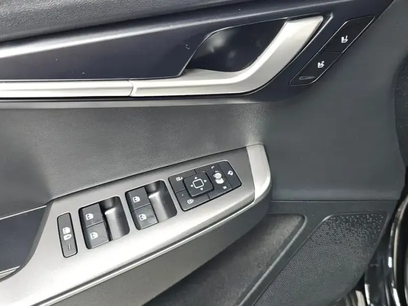 2023 Kia EV6 с пробегом 22 013 км