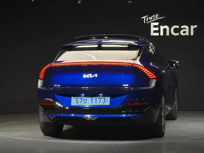 2022 Kia EV6 с пробегом 98 187 км