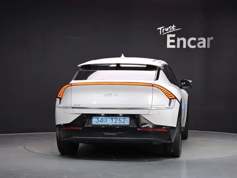 2022 Kia EV6 с пробегом 90 190 км