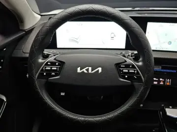 2022 Kia EV6 с пробегом 90 190 км
