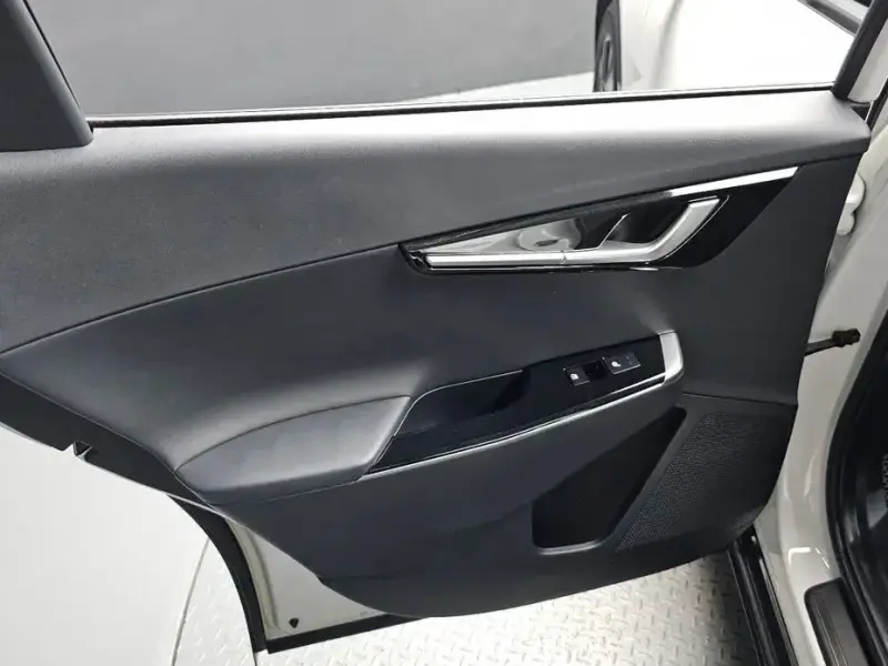 2022 Kia EV6 с пробегом 90 190 км