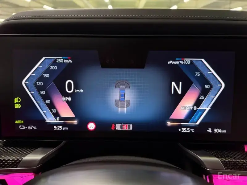 2024 BMW i7 с пробегом 15 173 км