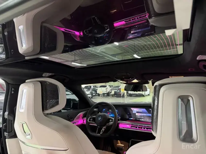 2024 BMW i7 с пробегом 15 173 км