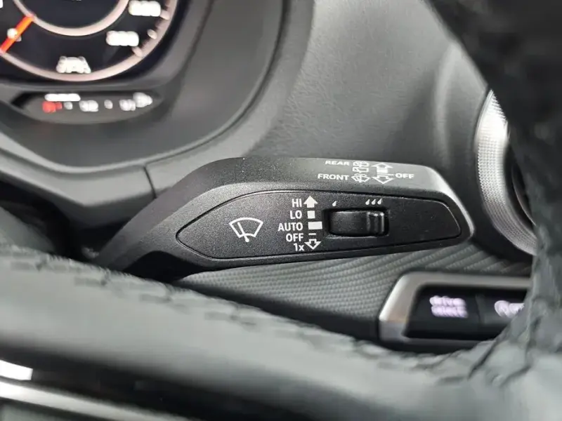 2023 Audi Q2 с пробегом 29 904 км