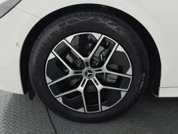 2024 Mercedes-Benz E-Класс с пробегом 21 864 км