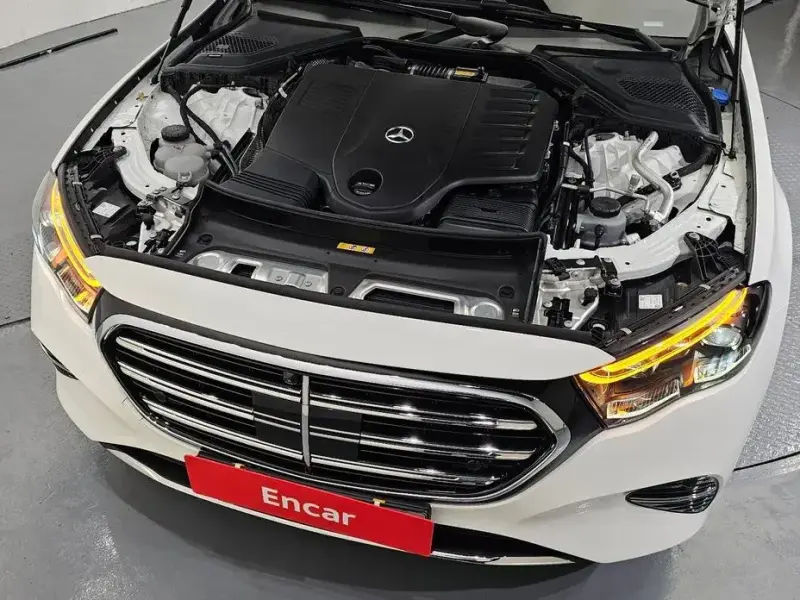 2025 Mercedes-Benz E-Класс с пробегом 14 223 км