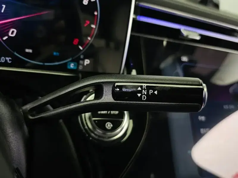 2025 Mercedes-Benz E-Класс с пробегом 14 223 км
