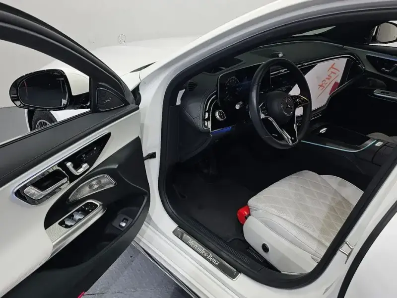 2025 Mercedes-Benz E-Класс с пробегом 14 223 км
