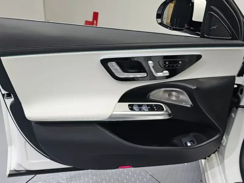 2025 Mercedes-Benz E-Класс с пробегом 14 223 км