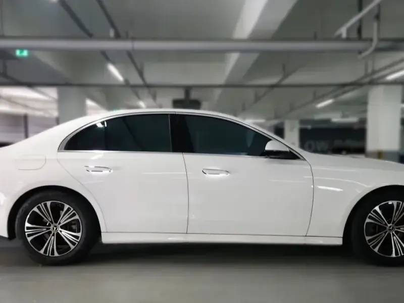 2025 Mercedes-Benz E-Класс с пробегом 13 800 км