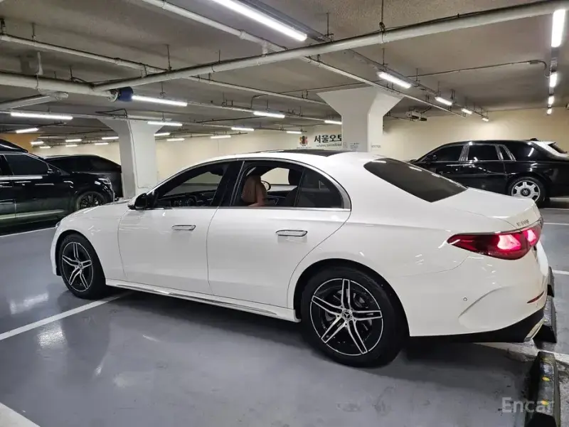 2025 Mercedes-Benz E-Класс с пробегом 3 377 км