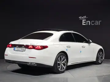 2024 Mercedes-Benz E-Класс с пробегом 30 304 км