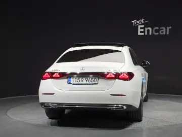 2024 Mercedes-Benz E-Класс с пробегом 30 304 км