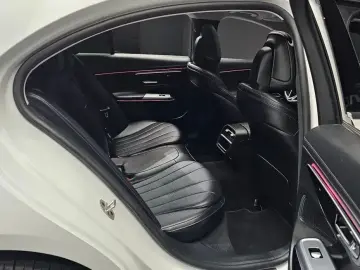 2024 Mercedes-Benz E-Класс с пробегом 30 304 км