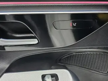 2024 Mercedes-Benz E-Класс с пробегом 30 304 км