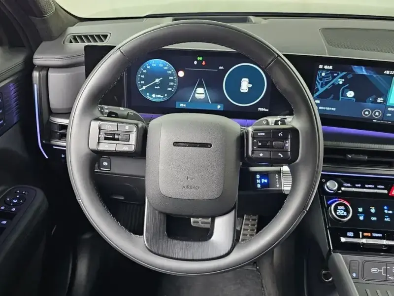 2025 Hyundai Santa Fe с пробегом 7 254 км