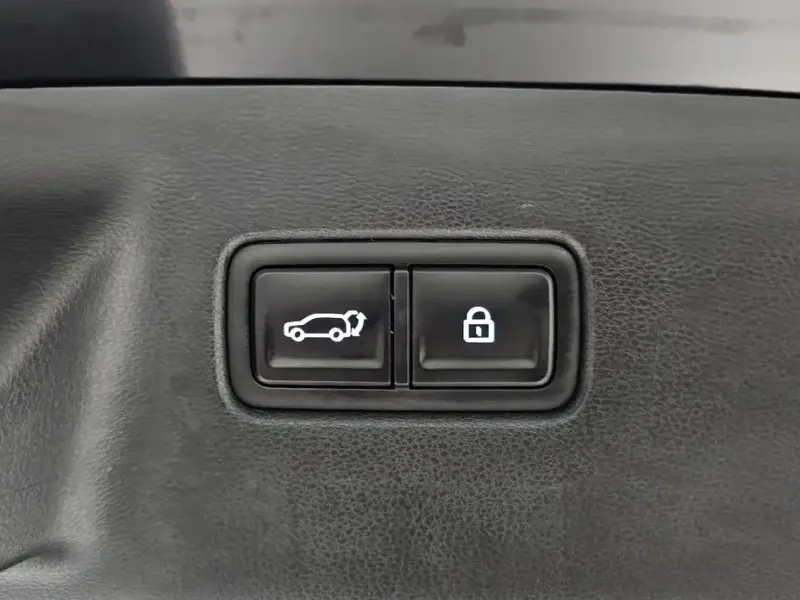 2025 Hyundai Santa Fe с пробегом 7 254 км