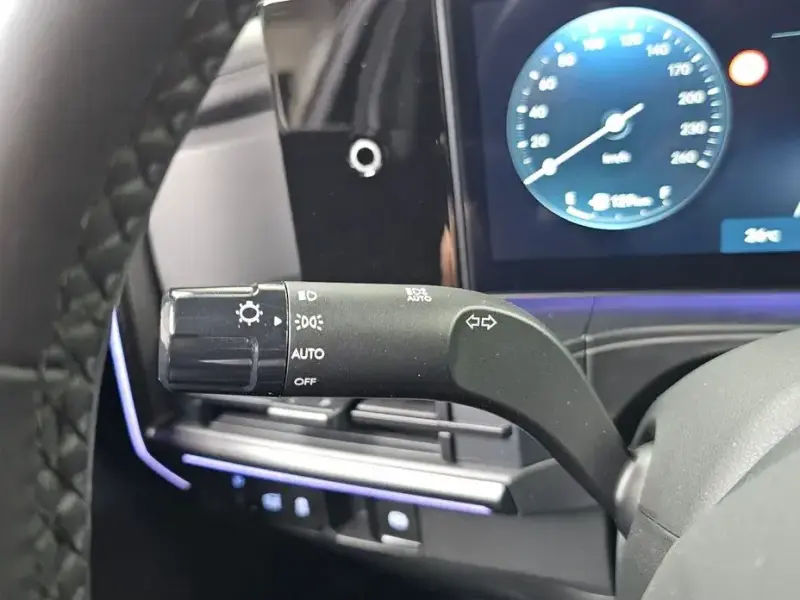 2025 Hyundai Santa Fe с пробегом 7 254 км