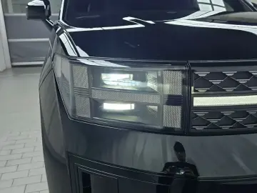 2025 Hyundai Santa Fe с пробегом 7 254 км