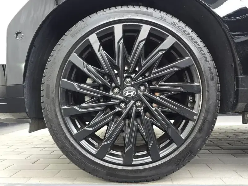 2024 Hyundai Santa Fe с пробегом 38 168 км
