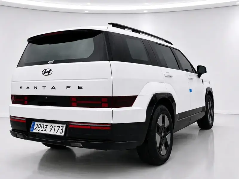 2023 Hyundai Santa Fe с пробегом 57 365 км