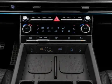 2023 Hyundai Santa Fe с пробегом 57 365 км