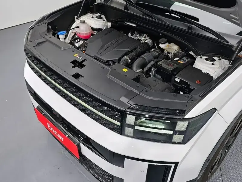 2023 Hyundai Santa Fe с пробегом 17 778 км