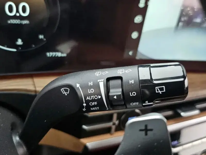 2023 Hyundai Santa Fe с пробегом 17 778 км