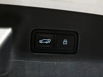 2023 Hyundai Santa Fe с пробегом 17 778 км