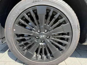 2026 Hyundai Santa Fe с пробегом 2 302 км