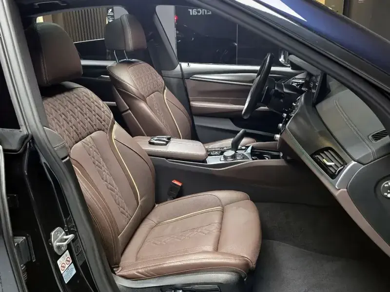2023 BMW 6 серии с пробегом 39 743 км