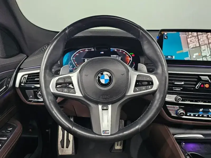 2022 BMW 6 серии с пробегом 85 027 км