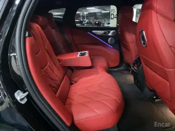 2025 BMW XM с пробегом 5 115 км
