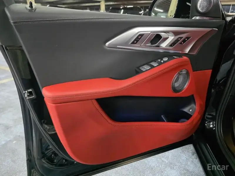 2025 BMW XM с пробегом 5 115 км