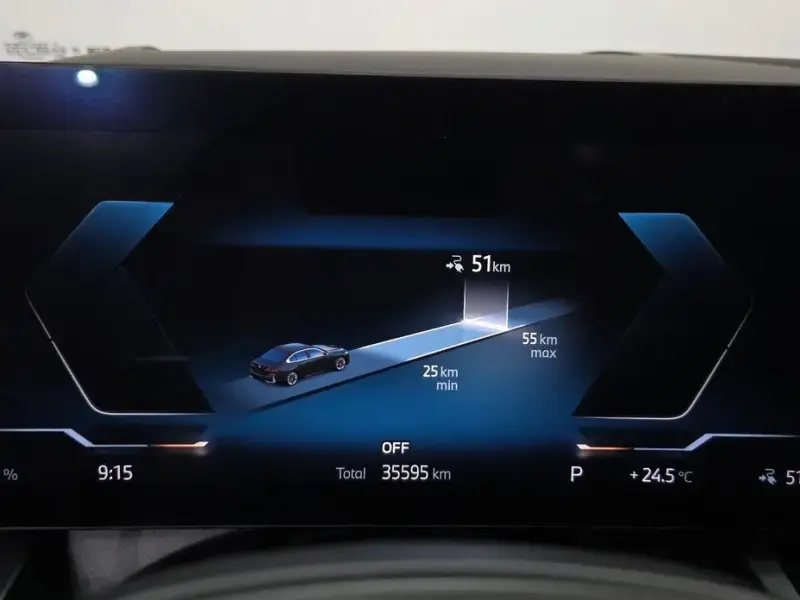 2023 BMW i5 с пробегом 35 595 км
