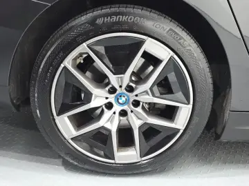 2023 BMW i5 с пробегом 35 595 км
