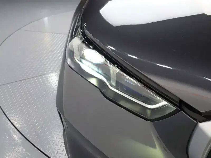 2023 BMW i5 с пробегом 35 595 км