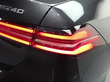 2023 BMW i5 с пробегом 35 595 км