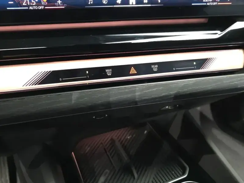 2023 BMW i5 с пробегом 35 595 км