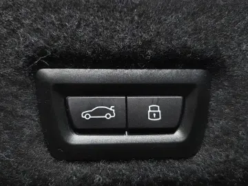 2023 BMW i5 с пробегом 35 595 км