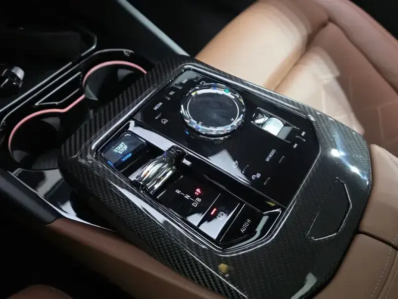 2023 BMW i5 с пробегом 32 280 км