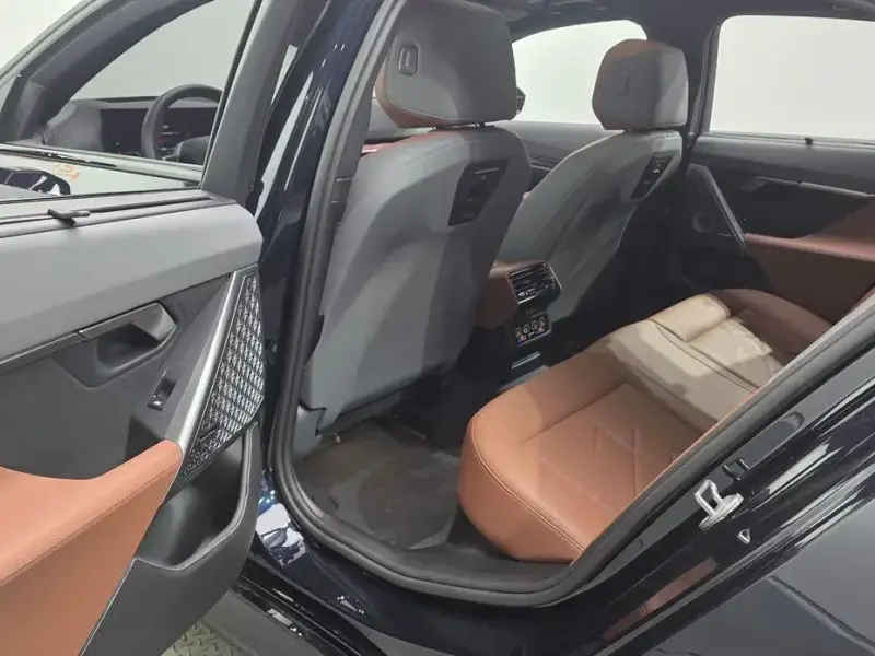 2023 BMW i5 с пробегом 32 280 км