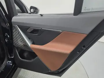 2023 BMW i5 с пробегом 32 280 км