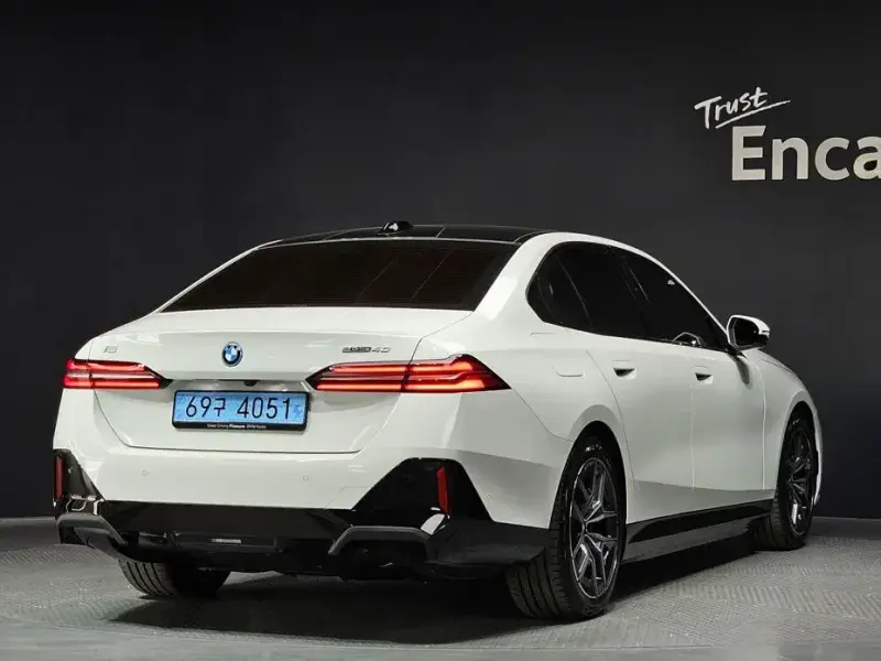 2026 BMW i5 с пробегом 482 км