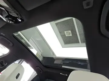 2026 BMW i5 с пробегом 482 км