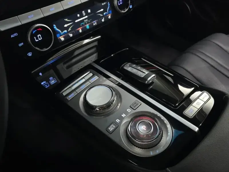 2023 Genesis G80 с пробегом 83 725 км