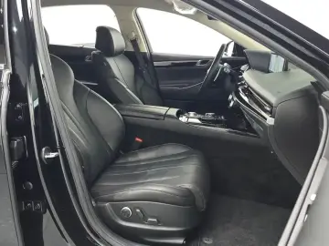 2023 Genesis G80 с пробегом 83 725 км