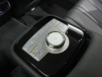 2023 Genesis G80 с пробегом 83 725 км